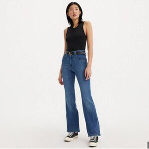 Levi's Medium Wash 726 Flare Jeans - Size 28